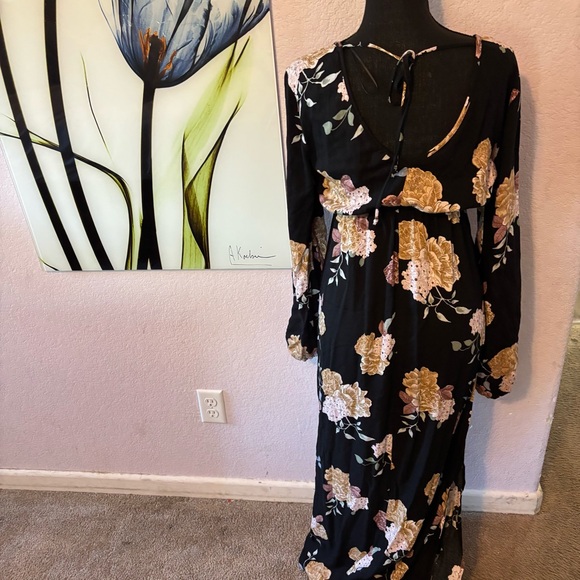 dress size small - Picture 4 of 6
